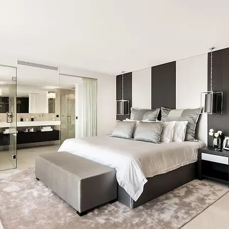 Oak - 6-bedroom With Cinema And Pool Villa Marbella