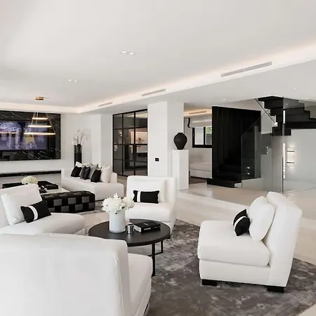 Oak - 6-bedroom With Cinema And Pool Вилла Марбелья