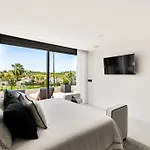 Oak - 6-bedroom With Cinema And Pool Vila *