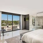 Oak - 6-bedroom With Cinema And Pool Vila