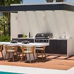 Oak - 6-bedroom With Cinema And Pool Vila Marbella