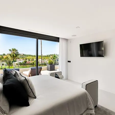 Oak - 6-bedroom With Cinema And Pool Vila *