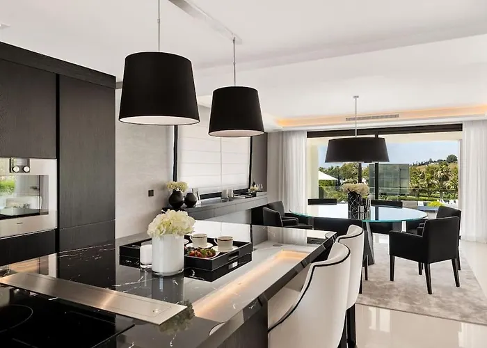 Oak - 6-bedroom With Cinema And Pool Villa Marbella