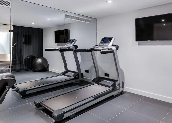 Oak - 6-bedroom With Cinema And Pool Villa