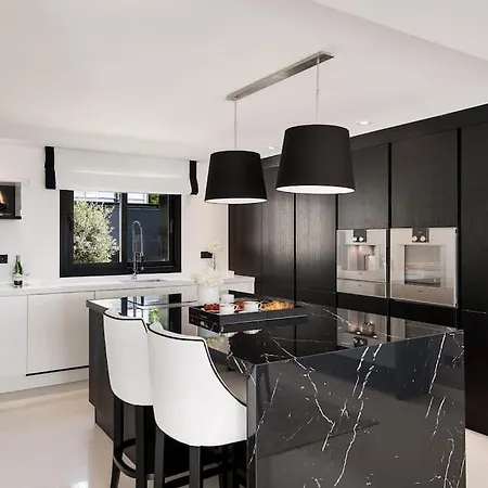 Oak - 6-bedroom With Cinema And Pool * 마르베야